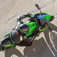 Kawasaki Ninja 650 Слайд скріншот гри